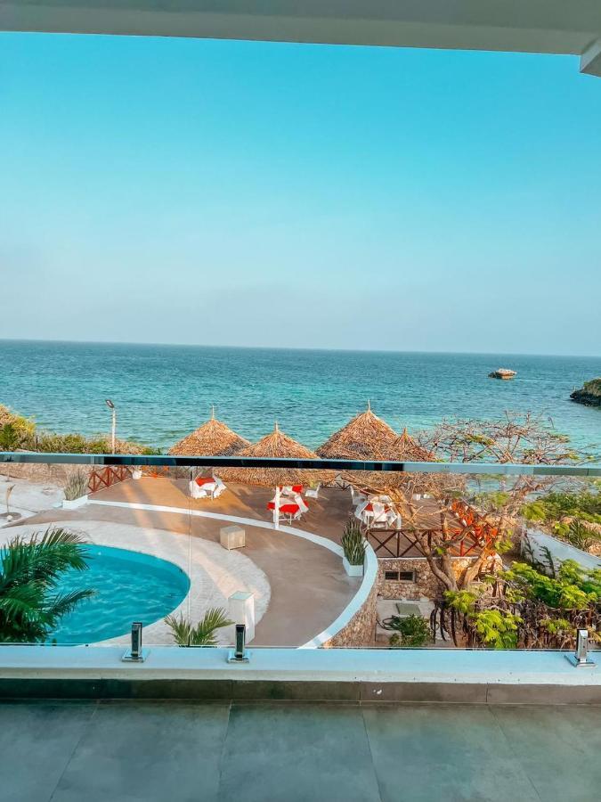 Met Beach Resort Malindi Bagian luar foto