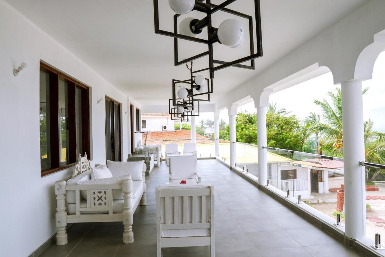 Met Beach Resort Malindi Bagian luar foto